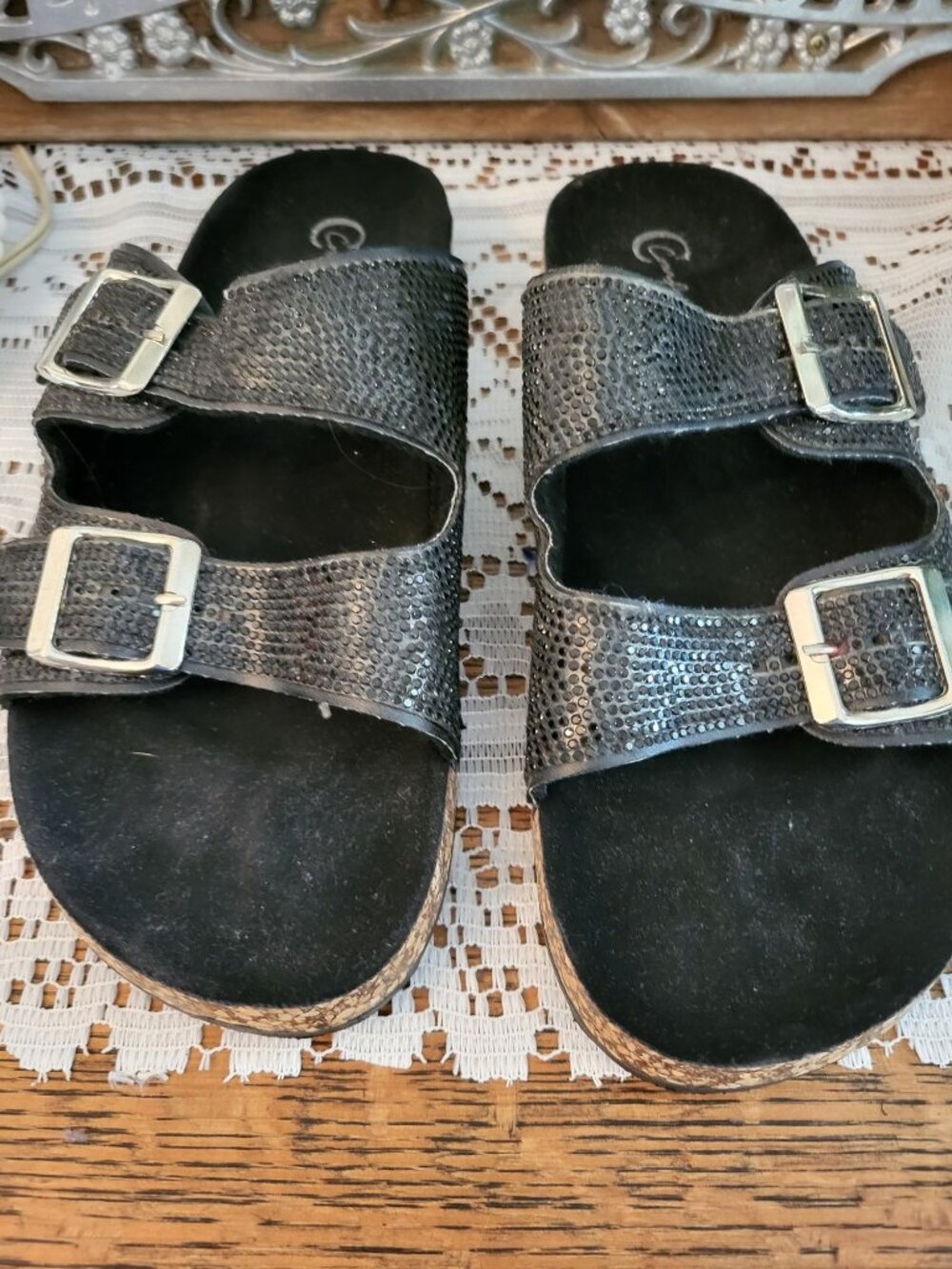Cato Comfort Black Double Strap Cork Footbed Sandal 8 Rhinestones Travel Support - Picture 3 of 9